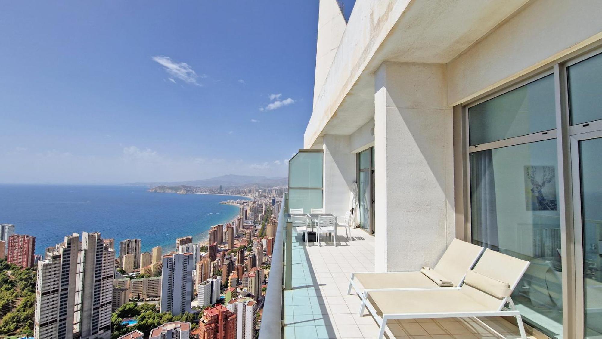 Apartment 42nd Floor - Penthouse Vip With Private Terrace And Sea Views